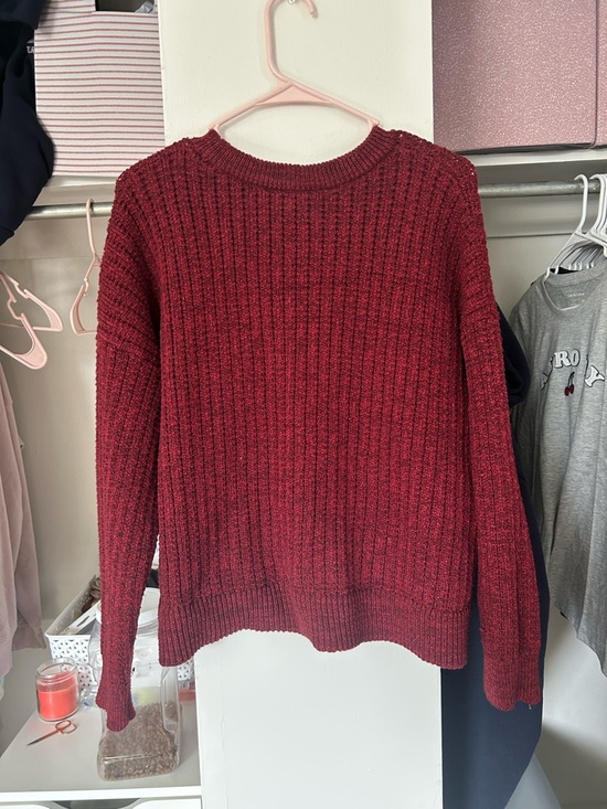 Women's Burgundy Ribbed Crewneck Sweater - Picture 3 of 4